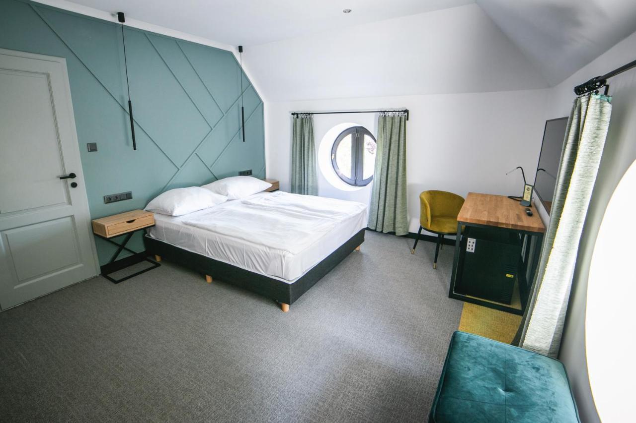 Hotel Gabriella Tapolca Extérieur photo